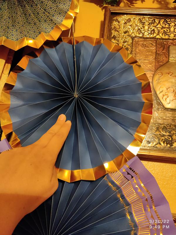 Before and after applying pressure