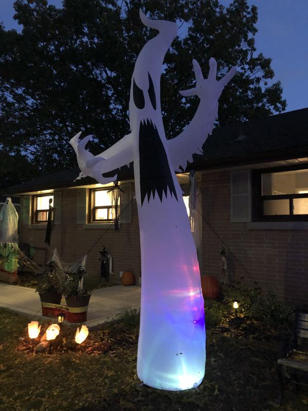 Only half lit up not like advertised