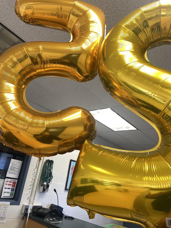 Balloon colour for 25 is a different gold for each colour