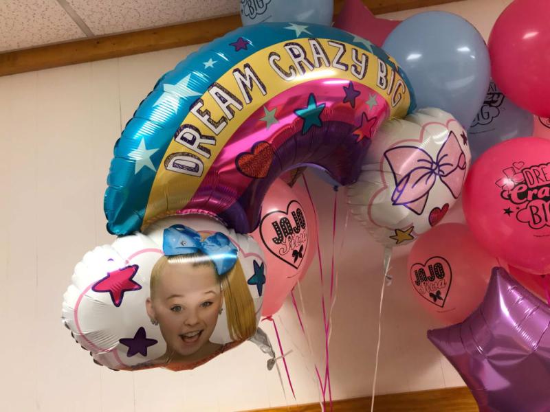 Yes I would recommend this for a friend or any one who Love JoJo .