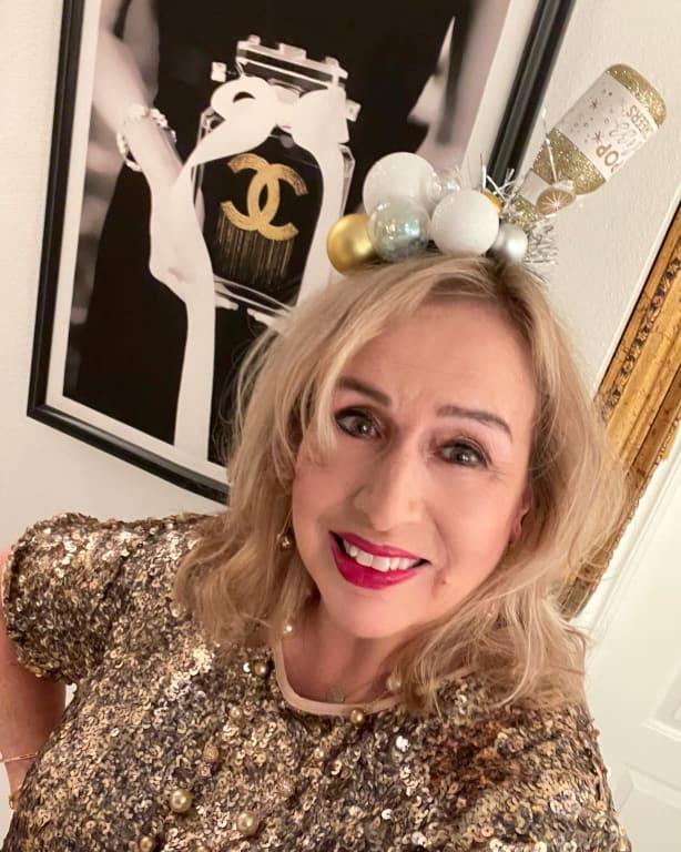 Champagne and bubbles !