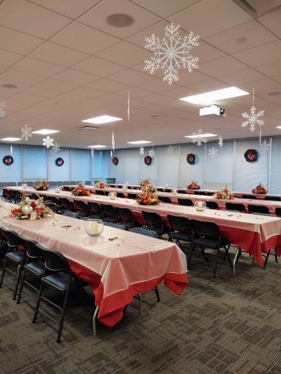 Christmas Party...cover was nice and thick and protected table cloth well.