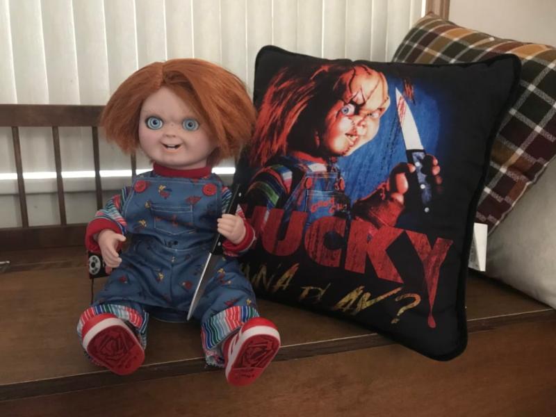 Party city best sale chucky doll