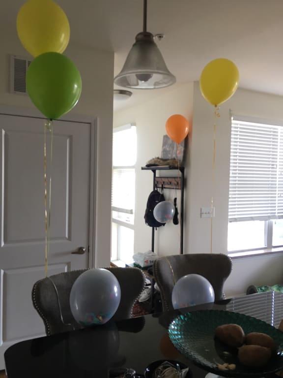 Bought them at 3:30pm; this is them at 7am the following morning. However, they looked like this at 9pm; only 5.5 hours after I purchased them.