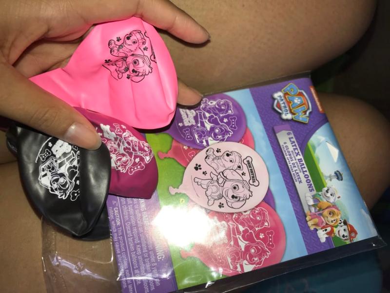 Pictures explain my review. Balloons are still nice though.