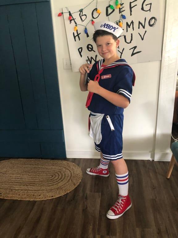 The Stranger Things Scoops Ahoy Outfits Are Perfect For Halloween - Capital
