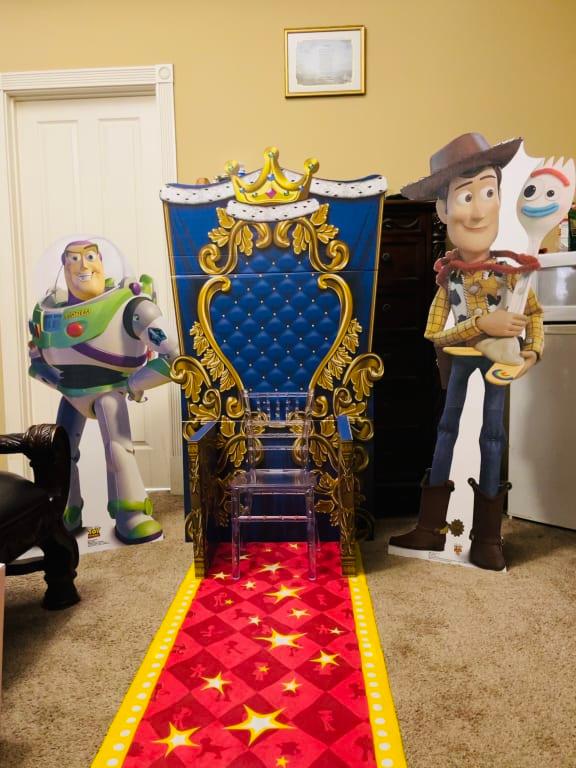 Toy story runner