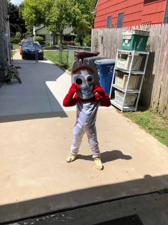 Have to hold mask on