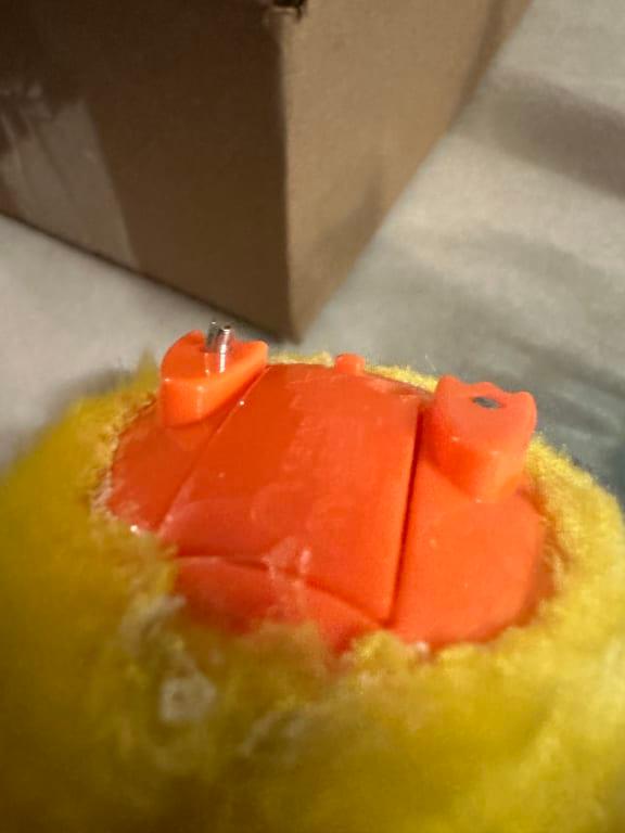 Bottom pegs are wrong