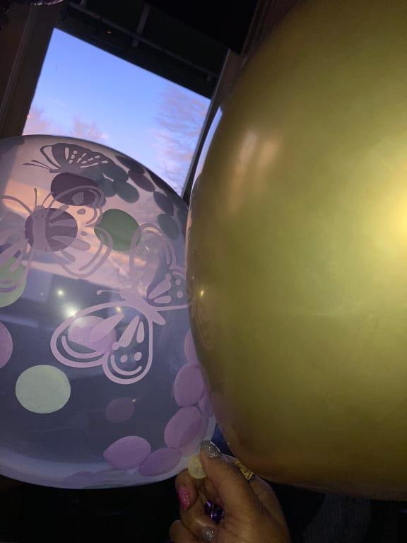 I wish all of the balloons in the pack had confetti inside of them.