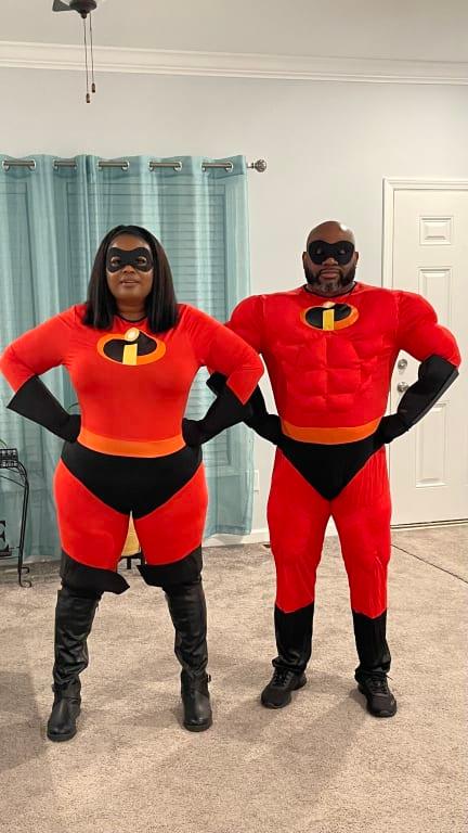 Men s Disney Pixar The Incredibles Mr. Incredible Red Black Padded Jumpsuit with Gloves Mask Boot Covers Halloween Costume Assorted Sizes Party City