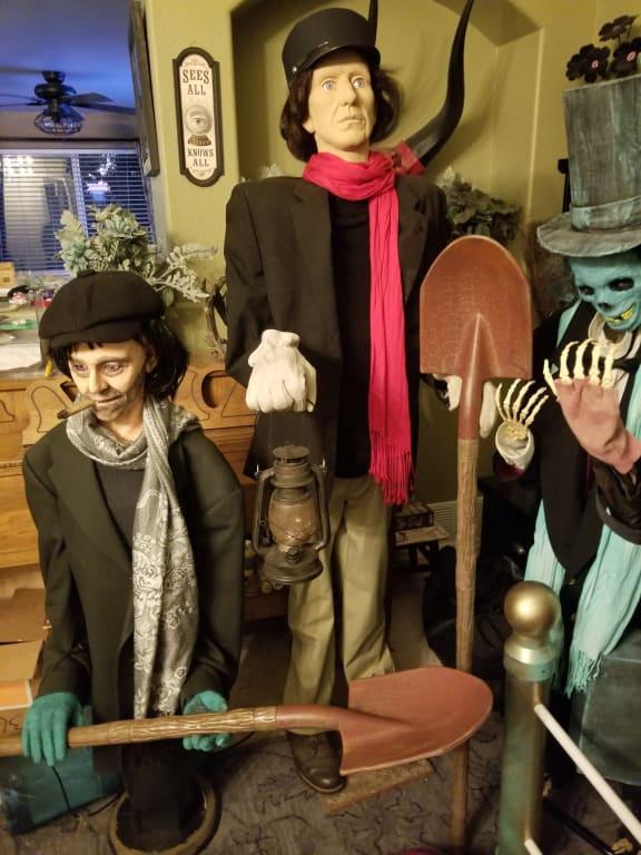 Both my undertakers are equipped with rusty shovel's