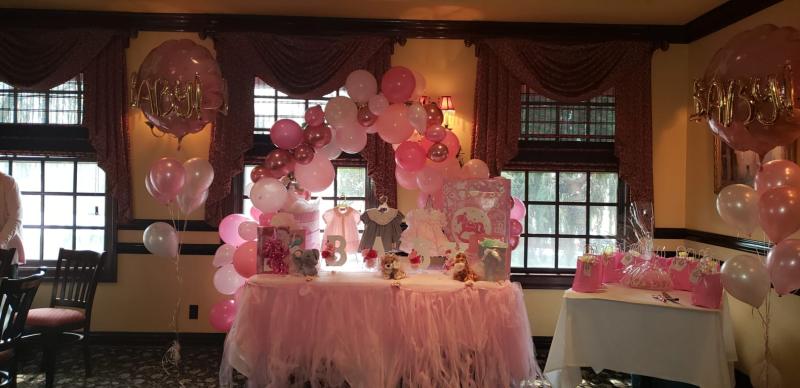 Oh Baby! Main Decorated Table for Presents.