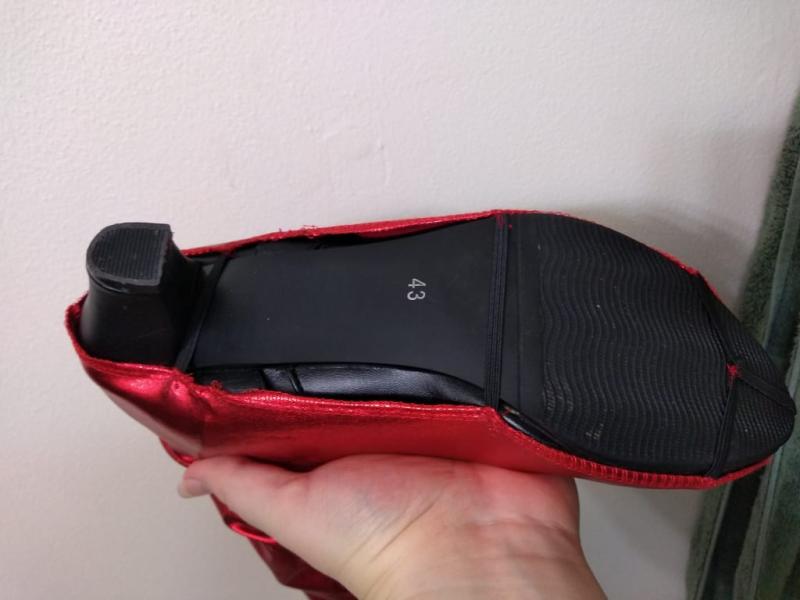 Bottom after adding more elastic. Much more form fitting.