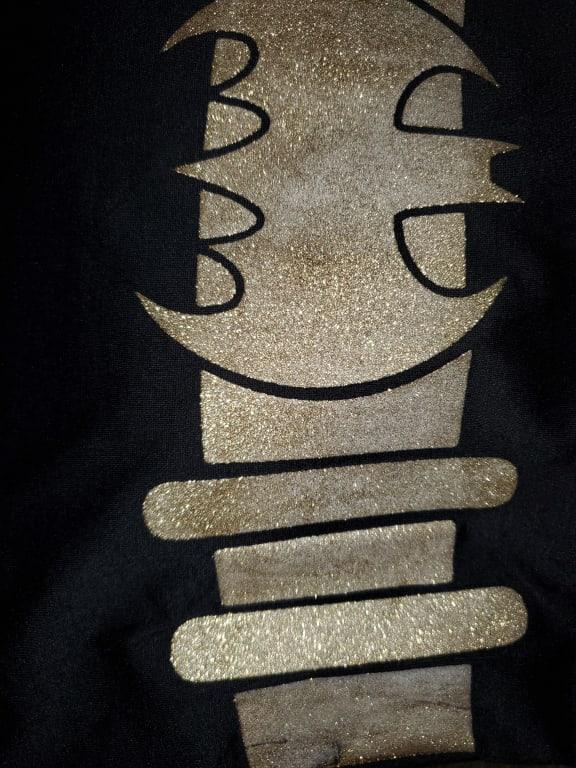 White patches within the belt