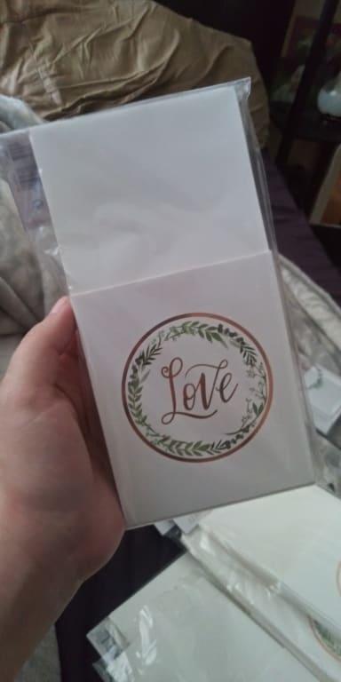 See? No rose gold on the inside. Significantly less pretty than advertised.