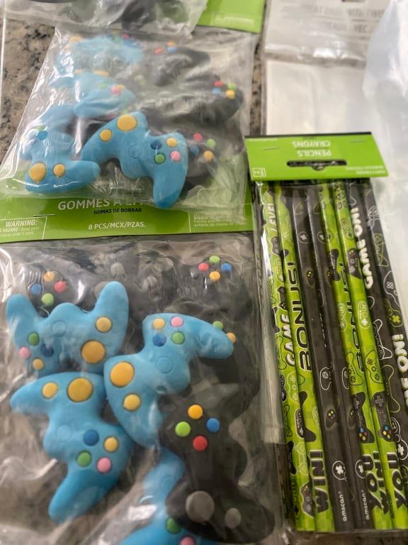 Not color pictured online