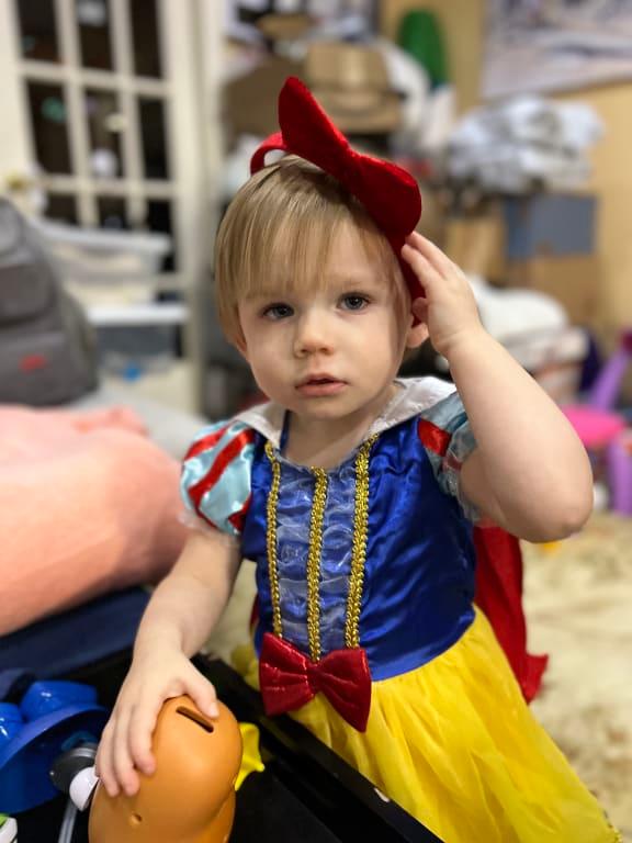 Snow white costume for 1 store year old