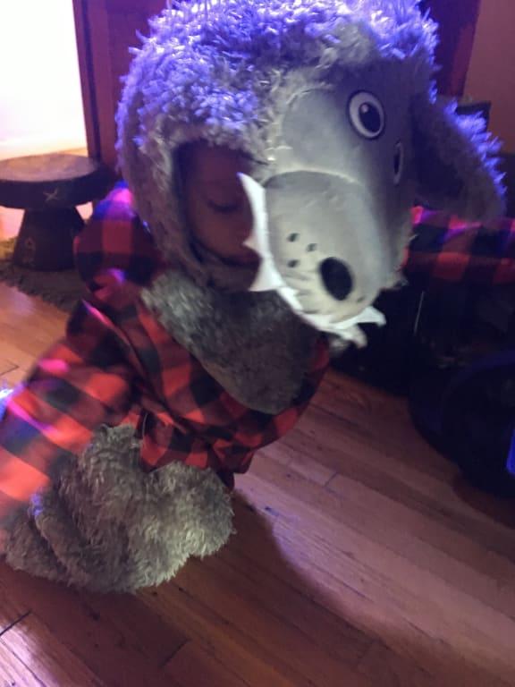 Hat completely covered his face