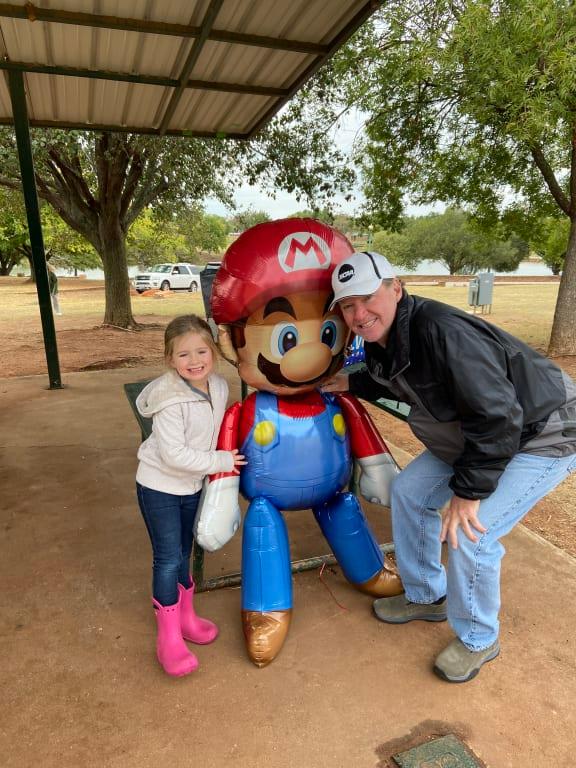 He's taller than the party girl❤️