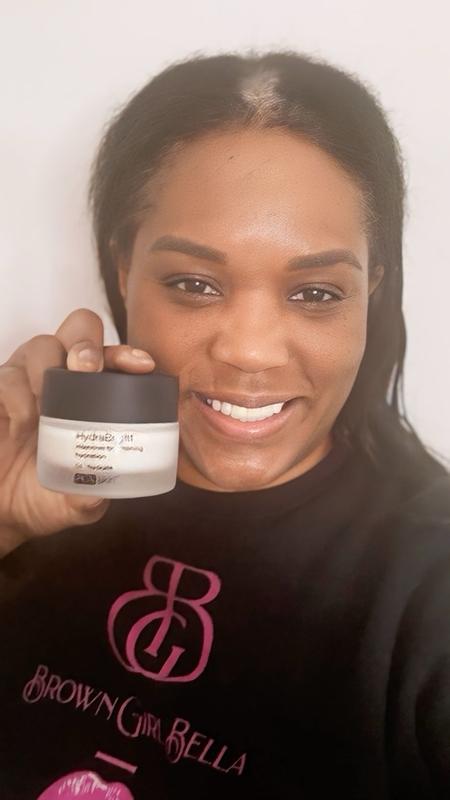 Customer photo for "Hydrate glowing skin"