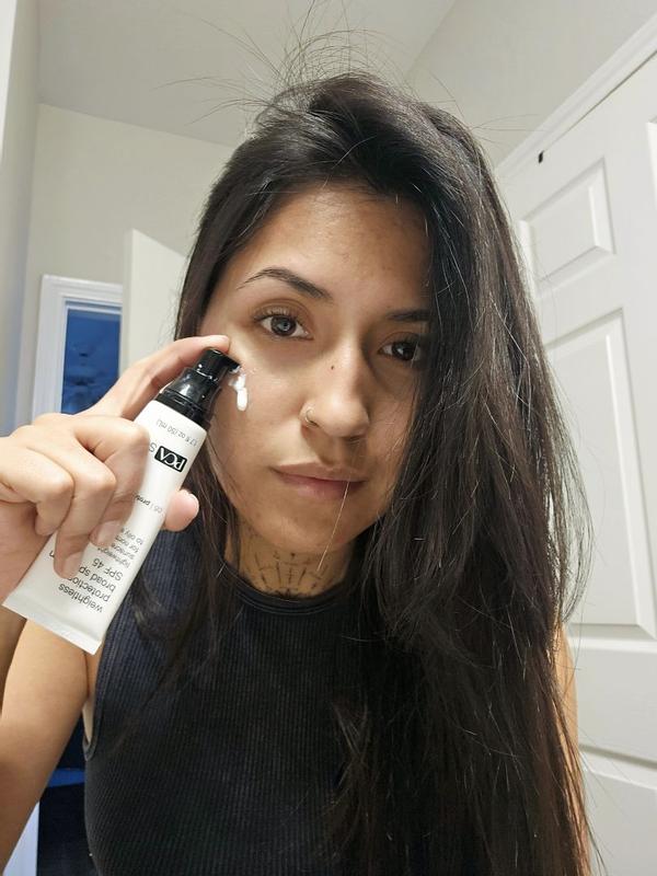 Customer photo for "If you have oily skin, this sunscreen will also wo"