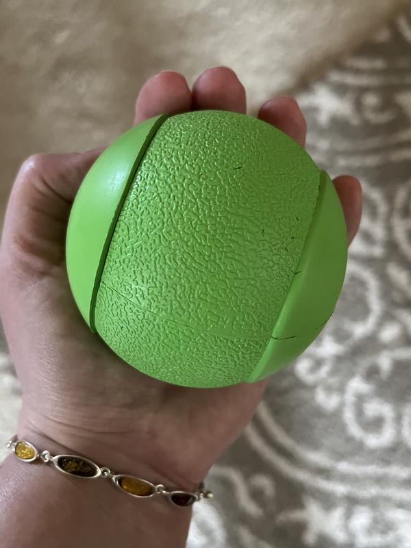 Perfect size for my small hands, textured band gives you a good grip