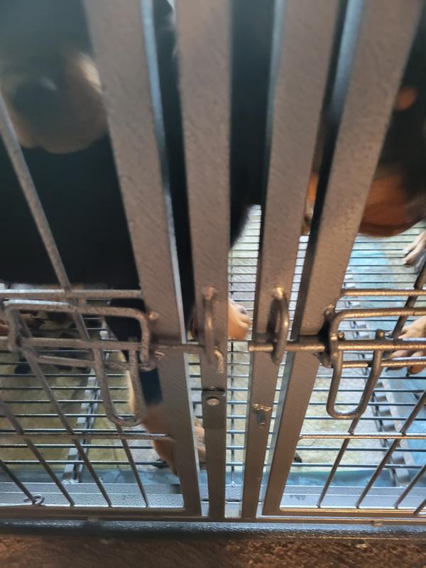 Go Pet Club Heavy Duty Stackable Dog Crate for Large Breeds