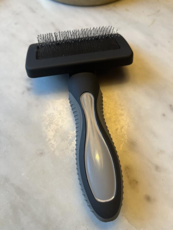 Well and good cushion hotsell slicker brush