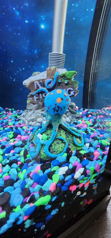 23 Unfathomably Awesome Fish Tank Decorations That The Residents In Your  Aquarium Will Love