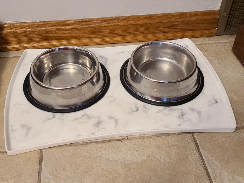 Placemat is 22" x 14.5"