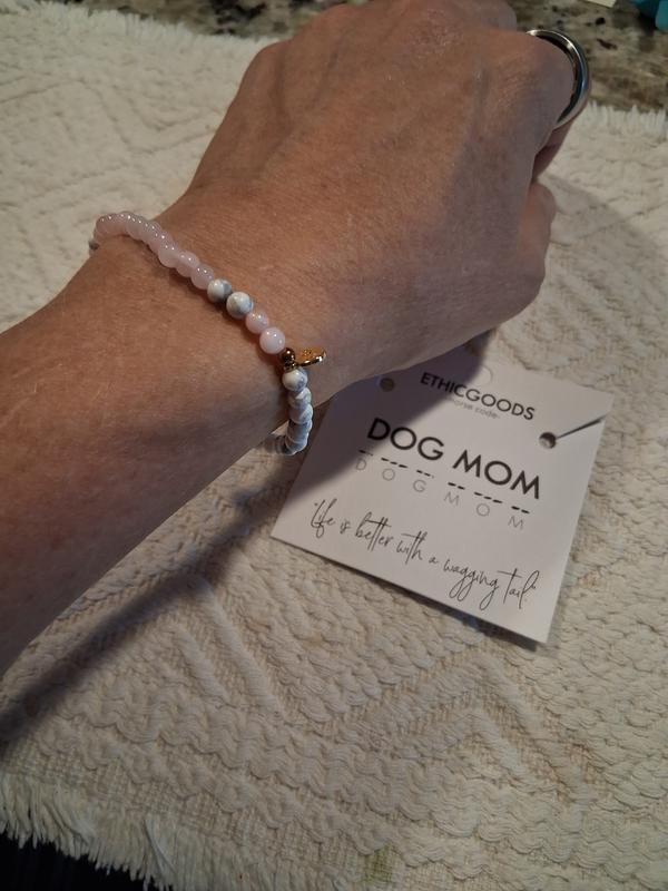 Too small for average-sized wrist