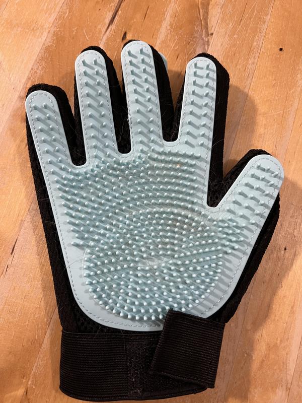 Crufts Grooming & Deshedding Glove