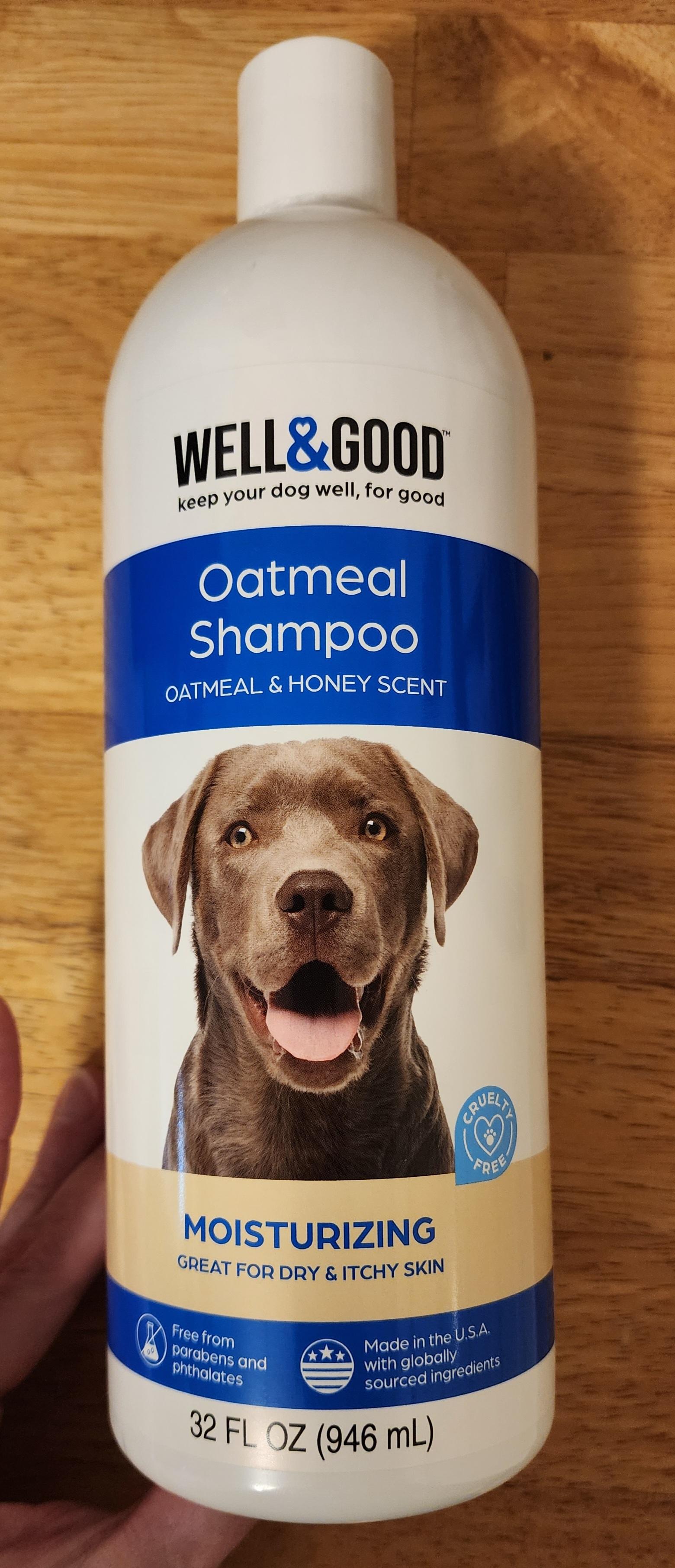 Well Good Oatmeal Soothing Dog Shampoo 32 fl oz