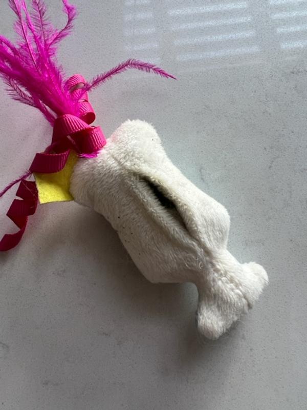Small pouch opening