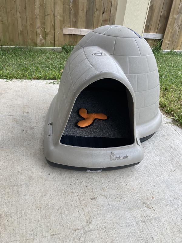 Door cover for igloo dog outlet house