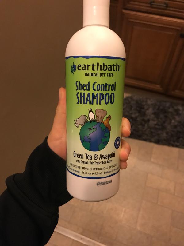 Earthbath shed hotsell control shampoo