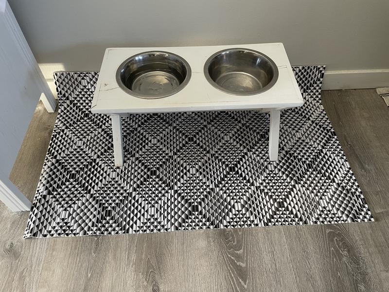 The Original Ribbed Foam Litter Mat - Black & White Geometric