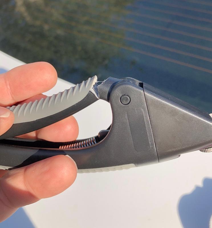 Broken Handle on barely used dog clippers!