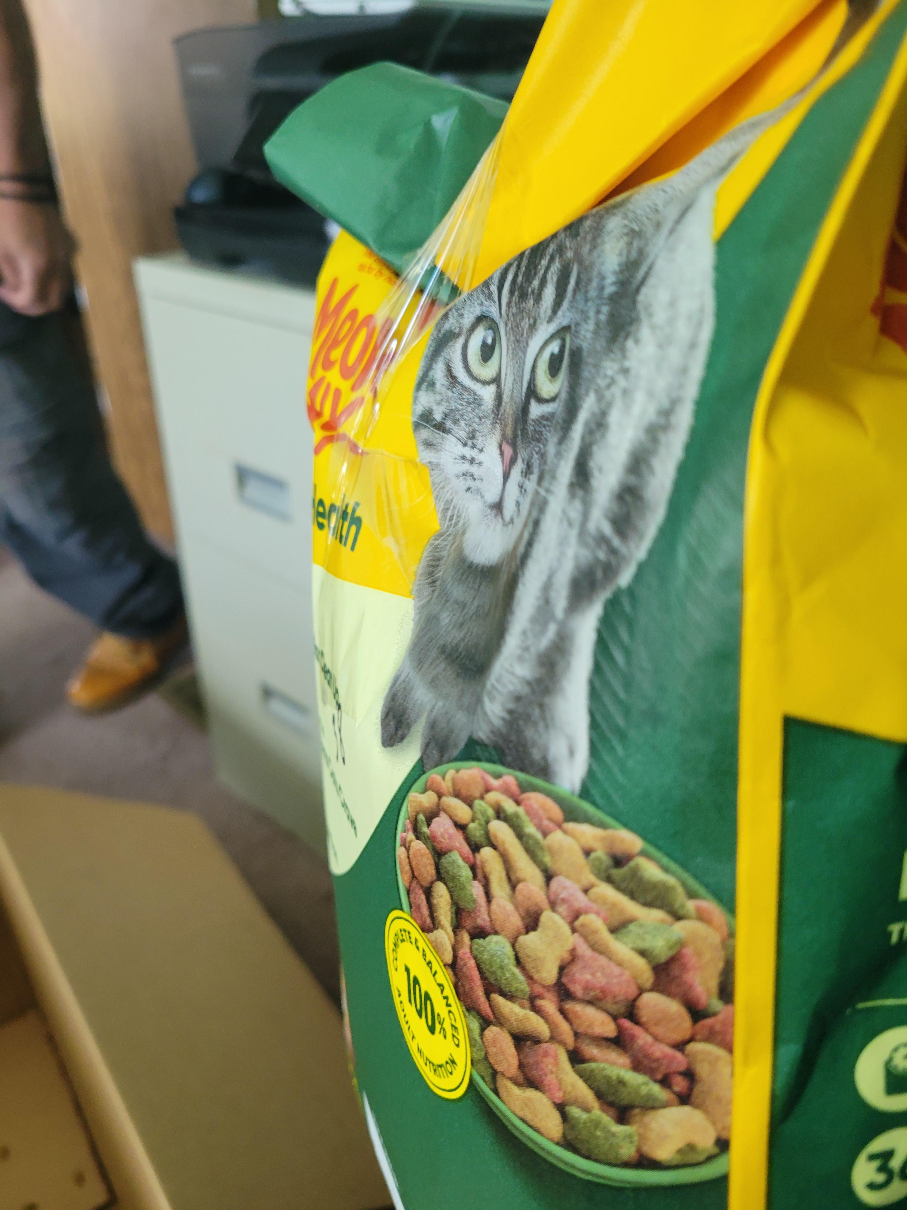 Meow Mix Indoor Health Dry Cat Food, 6.3 lbs. | Petco