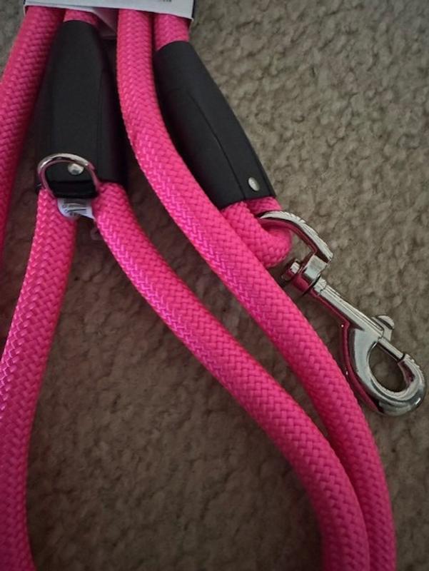 heavy duty clip and bonus ring to attach keys, bag dispensers, etc.