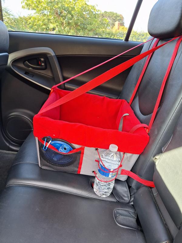 Side pocket holds all of my dog's essentials.