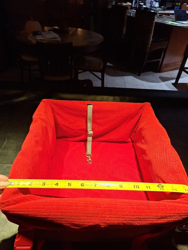Approximately 14" wide, just the right size.