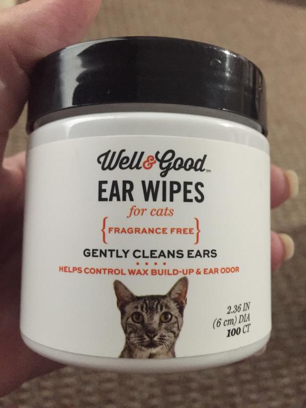 Cat ear outlet wipes