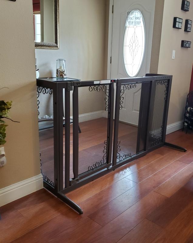 Safety Ramps Richell Deluxe Freestanding Mesh Pet Gate Pet Supplies