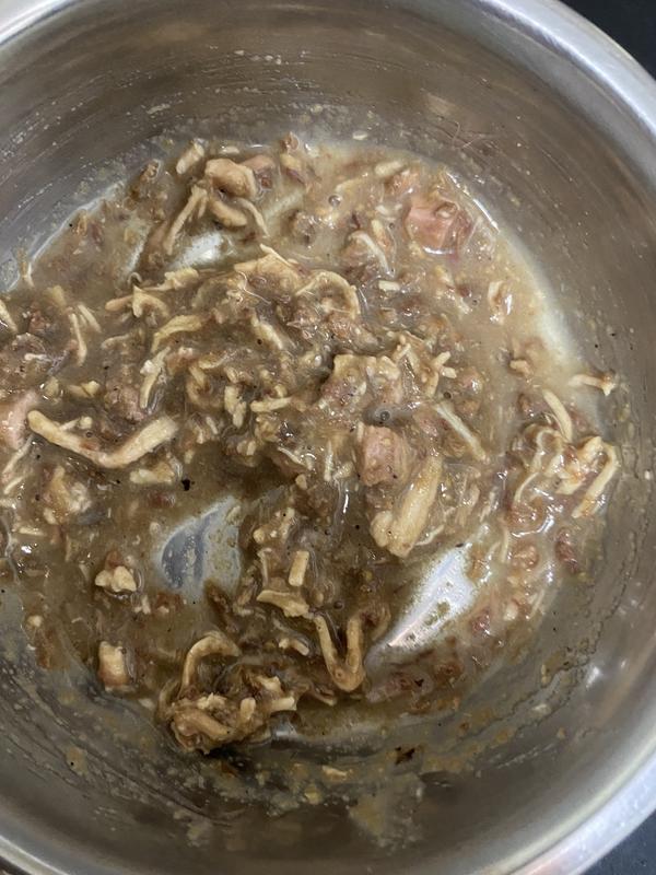 Powder mixed in wet food