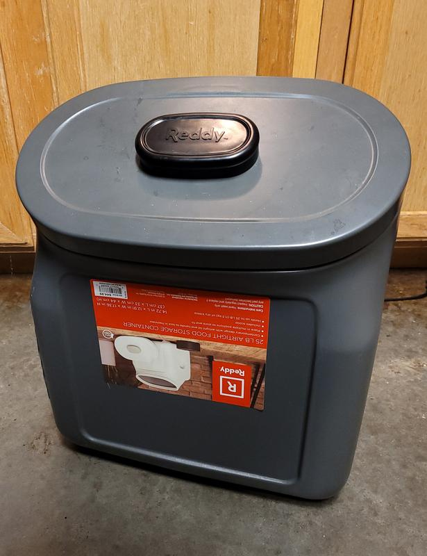 25 lb airtight outlet container