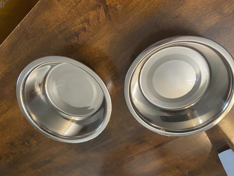 Easy to clean stainless steel bowls