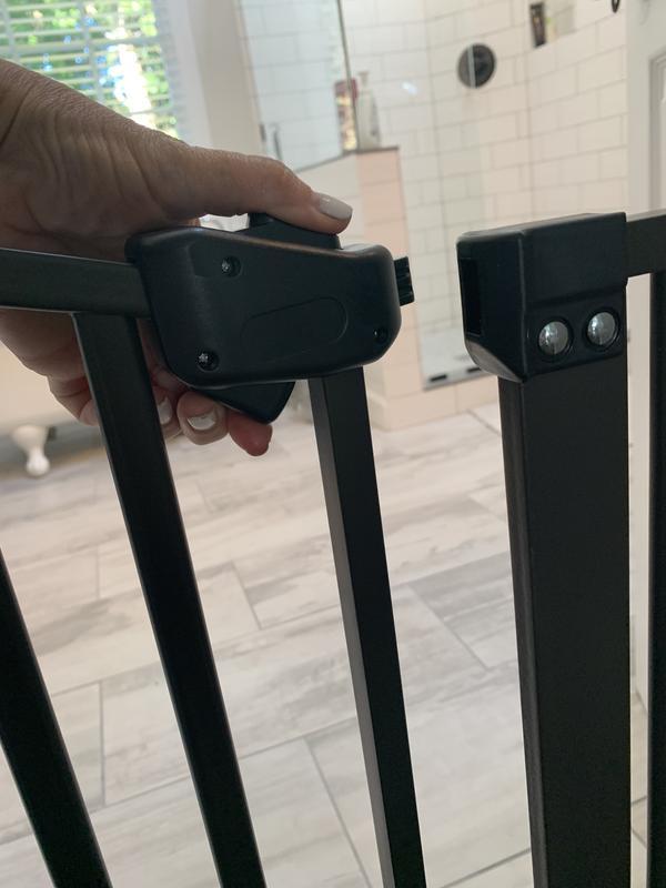 Top and Bottom button required to open AND close gate; must align perfectly into hole to close