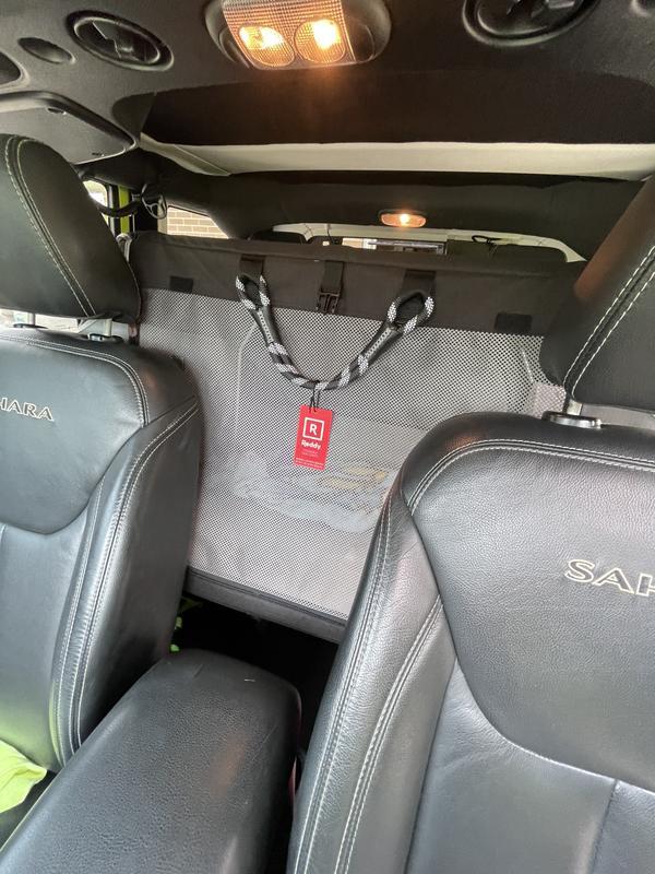front of crate w/zip access